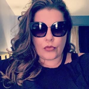 Meet your Posher, Denise